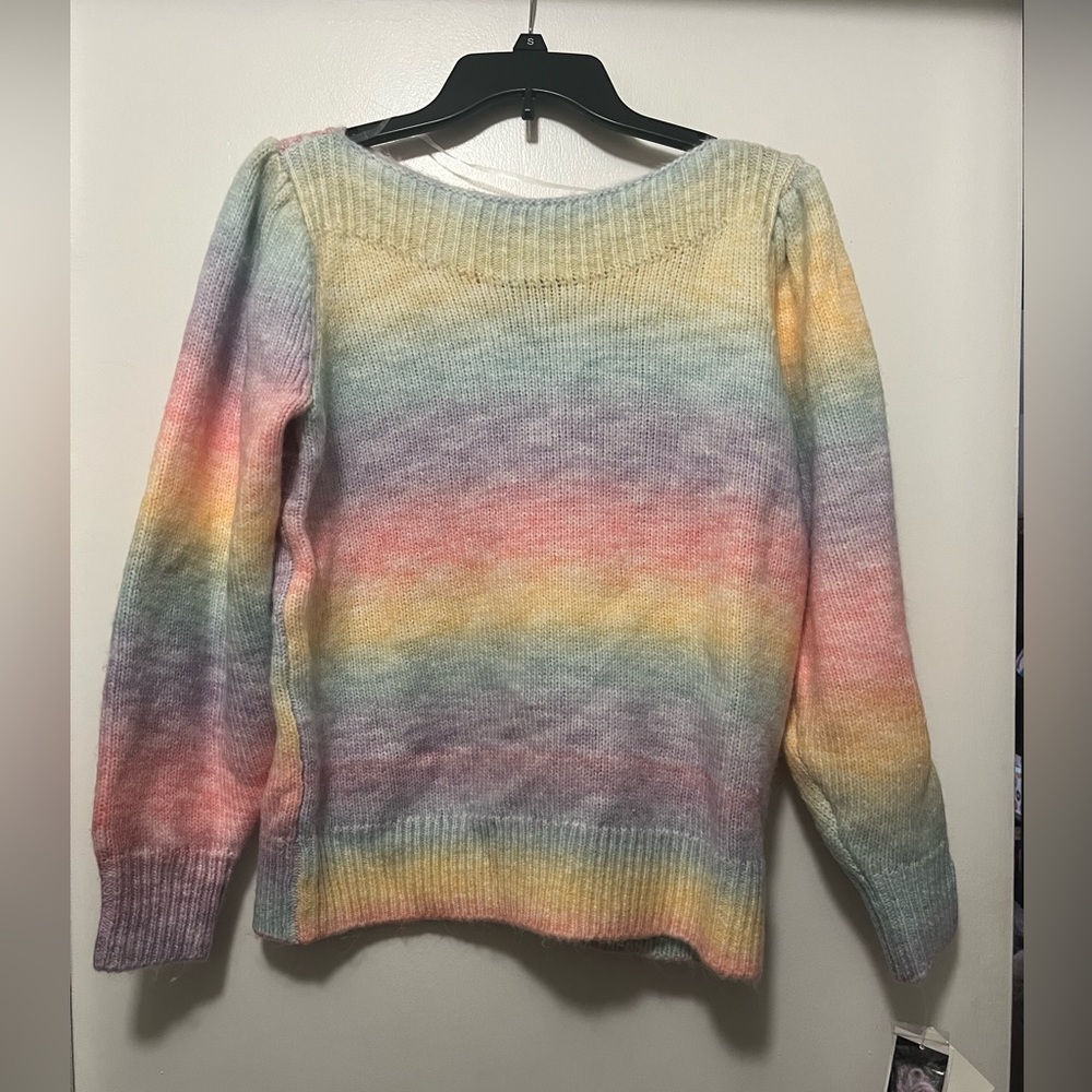 Design 365 Rainbow sweater size medium NWT